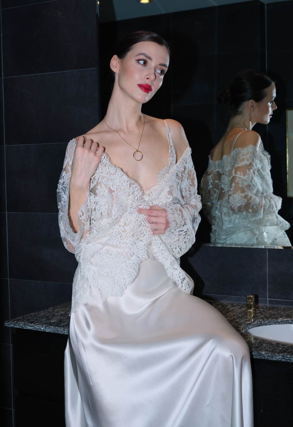 Sophistication in Timelessness