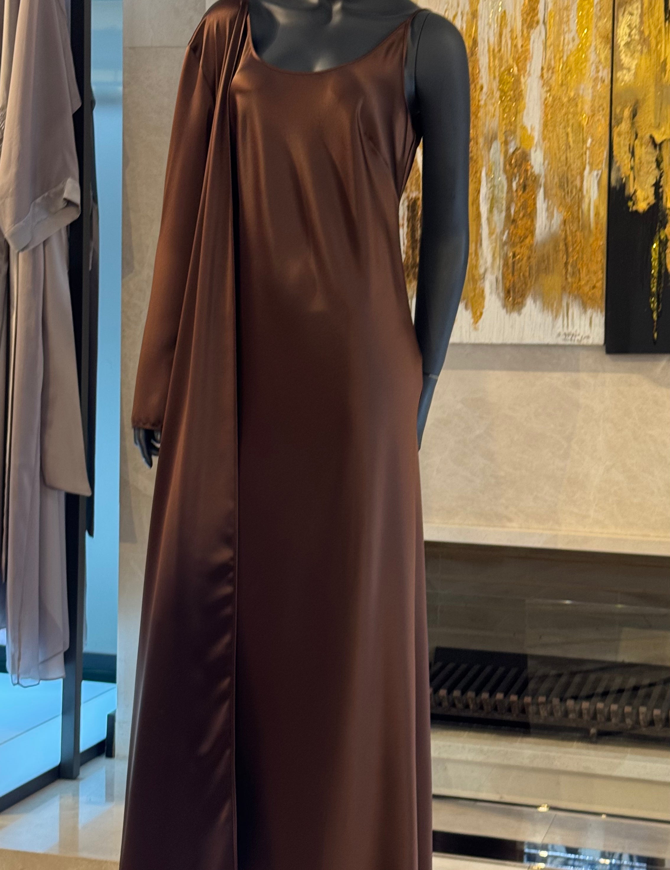 STREET STYLE NIGHT GOWN